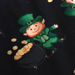 No Boundaries Pants & Jumpsuits - Leprechaun Capri leggings No Boundaries Pants & Jumpsuits - Leprechaun Capri leggings
